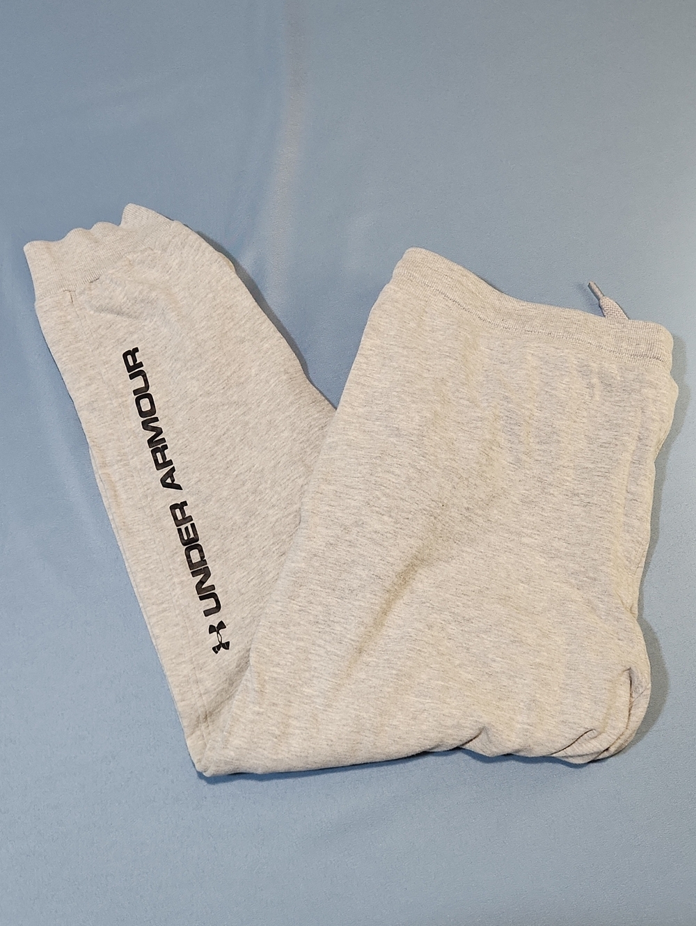 Under Armour Light Gray Mens Joggers. XXXL.